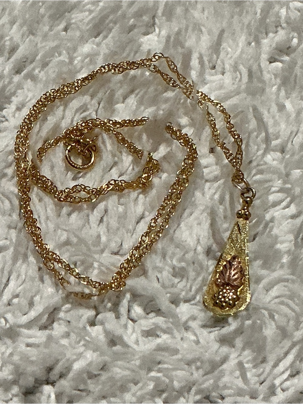 10K / 12K BLACK HILLS GOLD J. Co. Teardrop Pendant Vintage